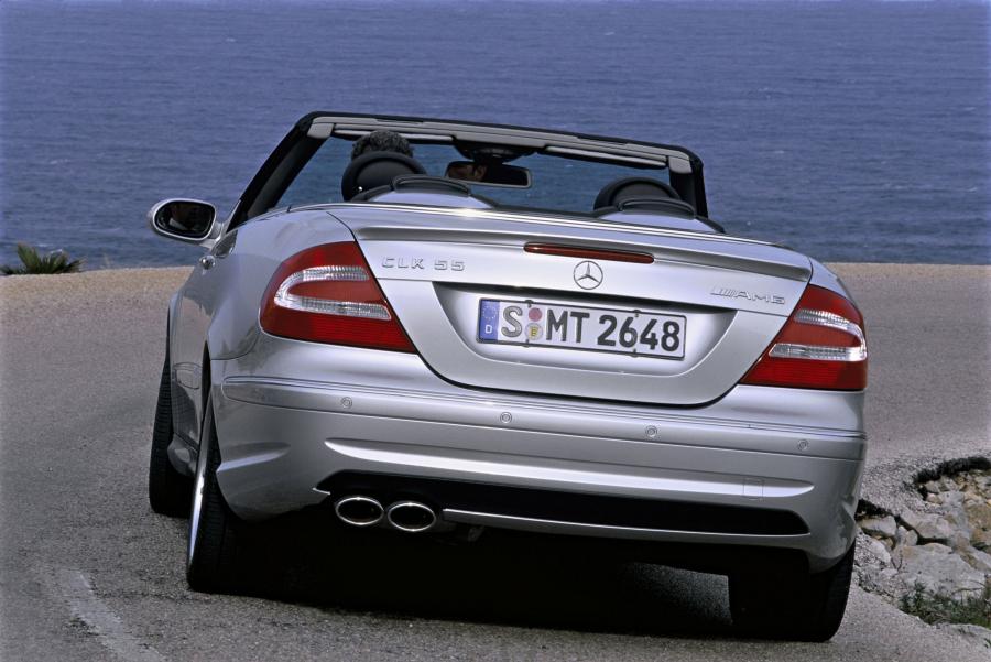  Mercedes-Benz CLK55 AMG Cabriolet 2004 года  (фото 27 из 35)